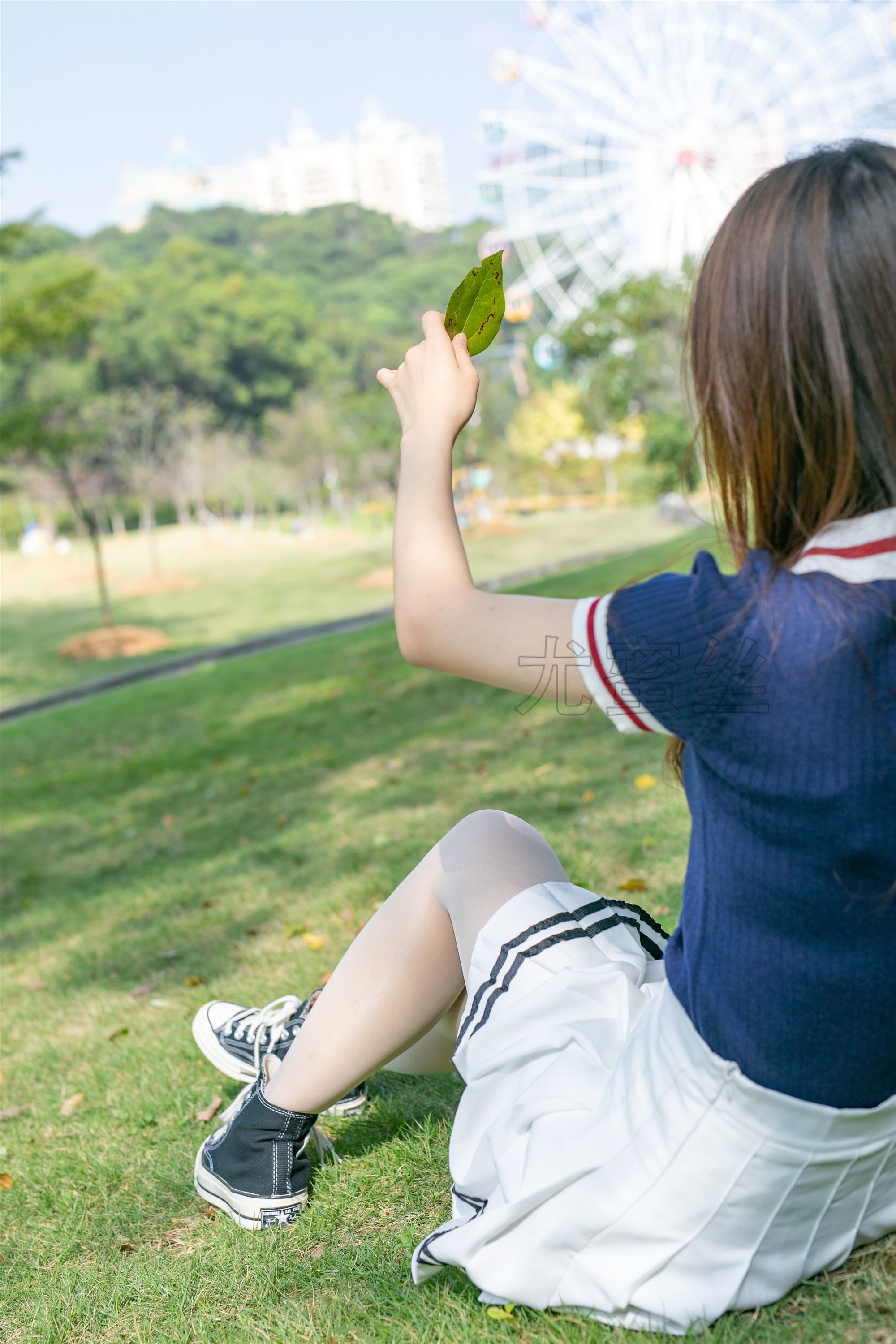 尤蜜丝 穿搭写真 NO.035